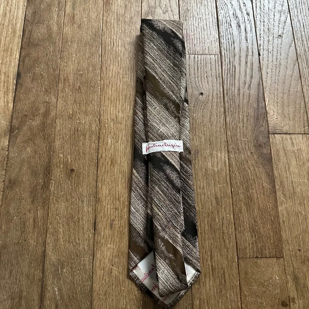 Vintage Pauline Trigere Men‎ Tweed Striped Polyester Necktie Made in Switzerland